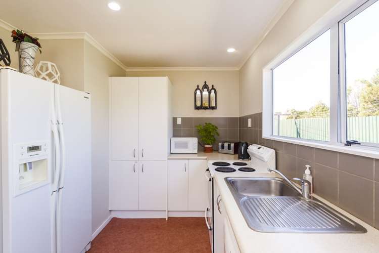 12b Pharazyn Street Feilding_16