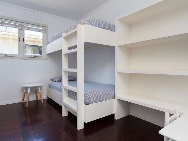 54A Campbell Road 11229_15