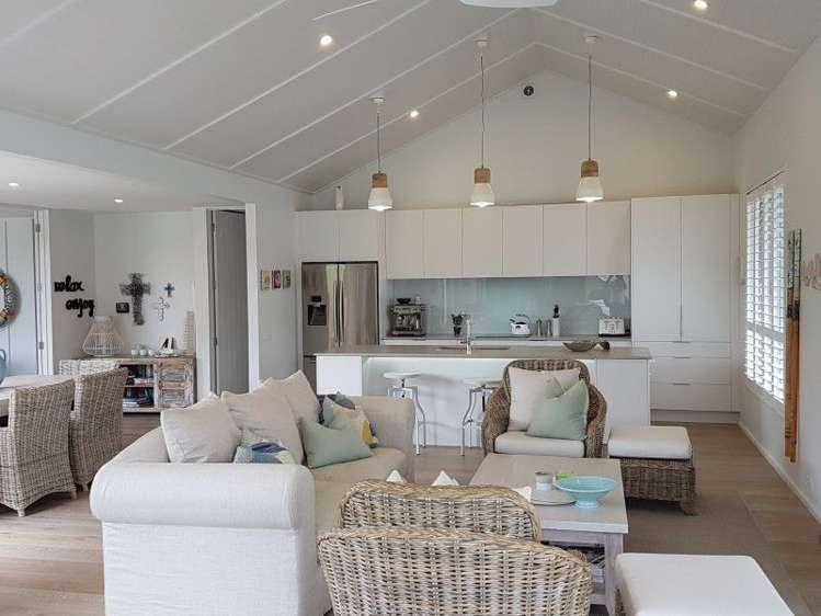 133 Motu Capri Pauanui_4