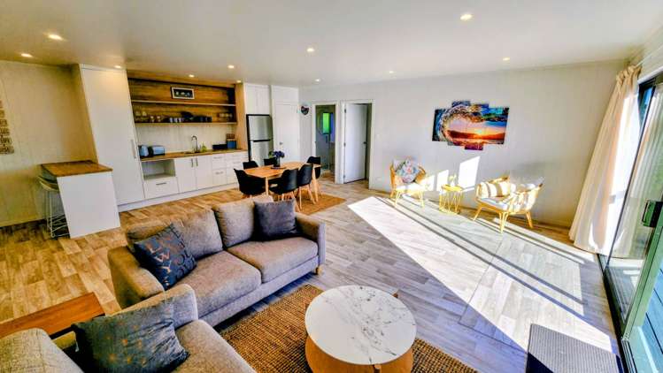 459 Grahams Beach Road Awhitu_15