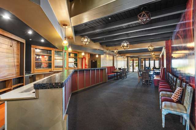 Ground Floor/81 The Strand Tauranga Central_1