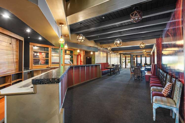 Ground Floor/81 The Strand Tauranga Central_1