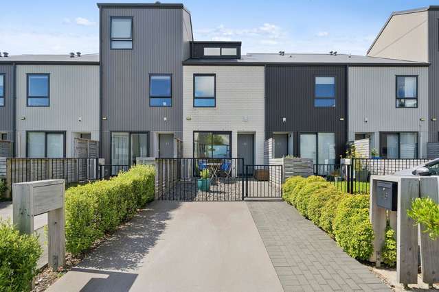 46/170 Fraser Avenue Johnsonville_1