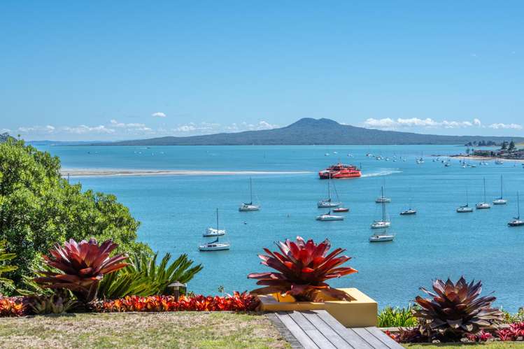 33 Takutai Avenue Half Moon Bay_1