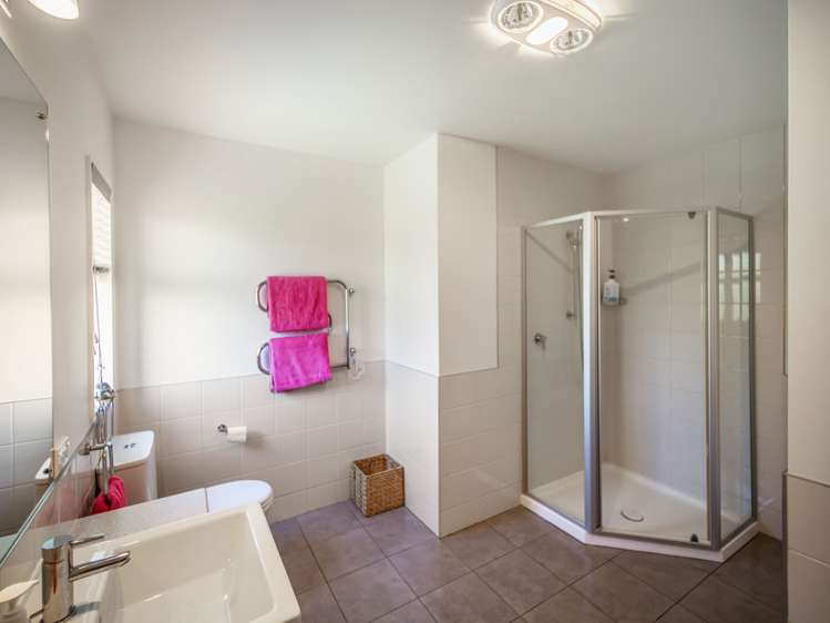 8 Fingal Way Gulf Harbour_20