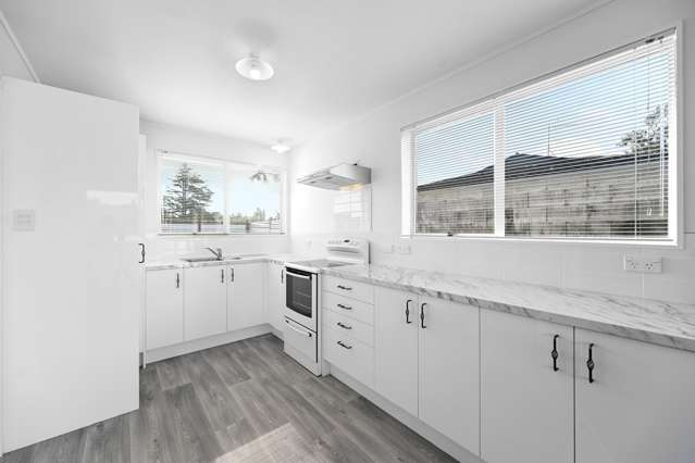 13B Sandalwood Drive Dinsdale_3