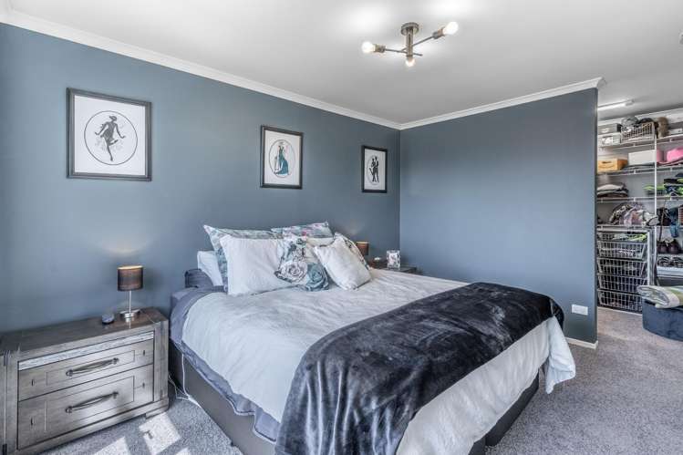 80 Saturn Street Strathern_9