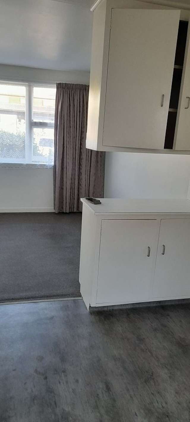 3 Hassals Lane Waltham_2