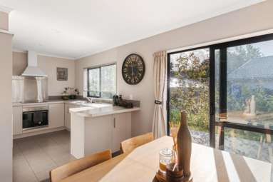 3B Esmeralda Street_1