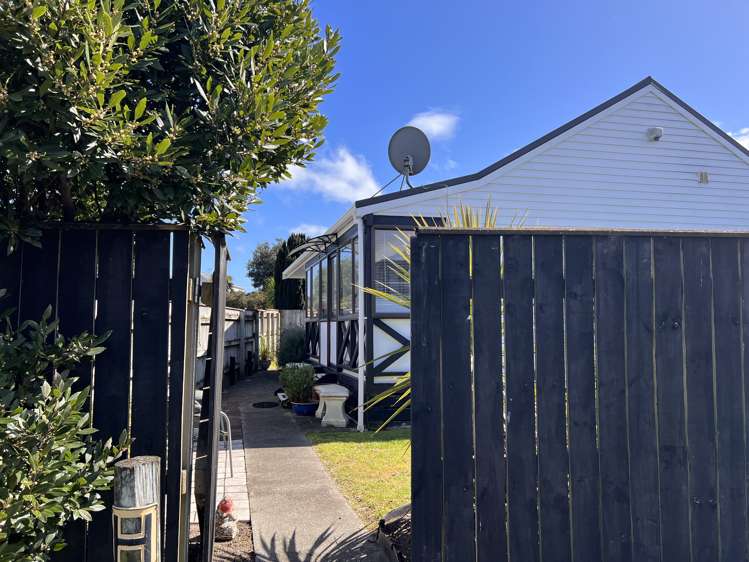 79a Eatwell Avenue Paraparaumu Beach_17