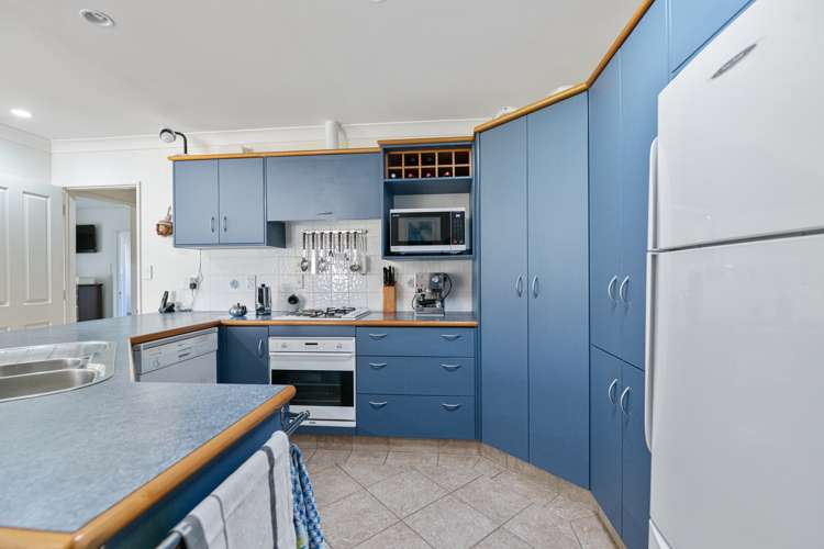 13 Reynolds Drive Glenview_5