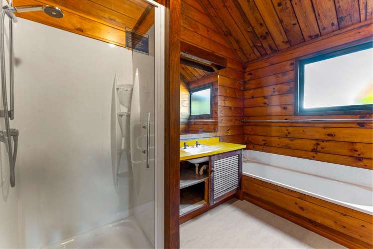 200 Awa Road Kumeu_11