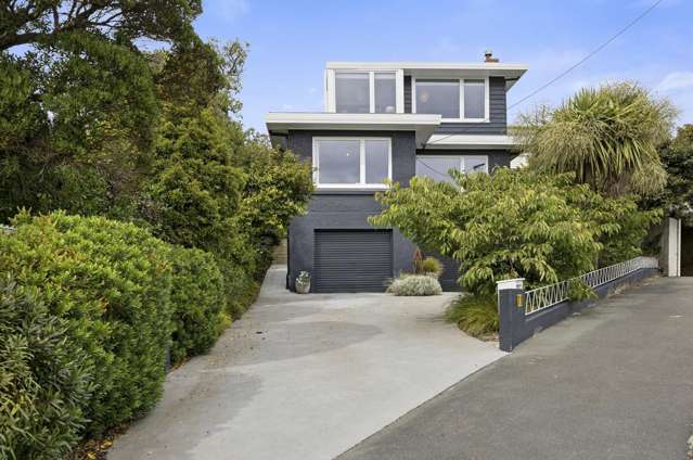 1950s Charm - Beautifully Reimagined