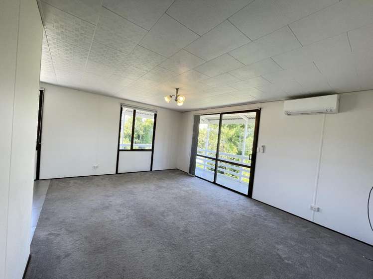 300 State Highway 16 Kumeu_22