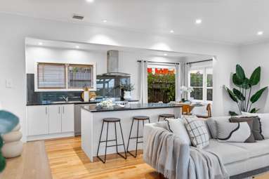 101 Royal Road_4