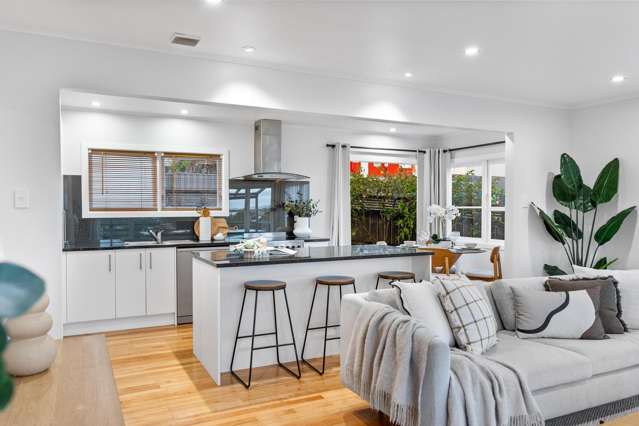 101 Royal Road Massey_4