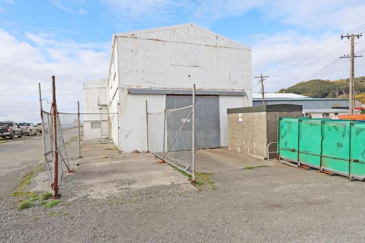 12 Foreshore Road Bluff_17