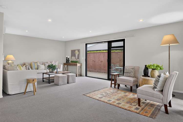 1 Eastfield Drive Lincoln_19