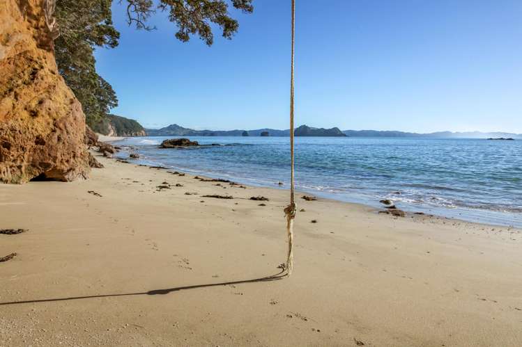 5/11C Christine Terrace Hahei_21