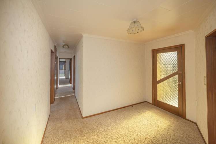 22 Walbrook Crescent_1
