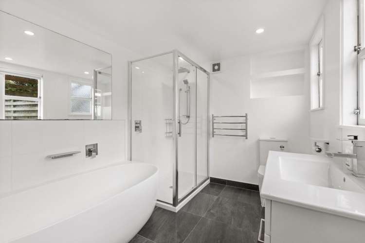 1400 Whangaparaoa Road Army Bay_7