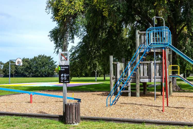 86 Blankney Street Hornby_15