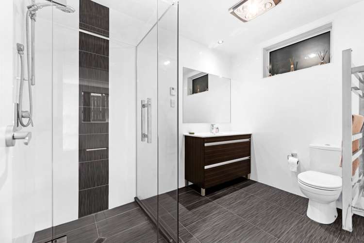 11 Barnsley Place Henderson_11