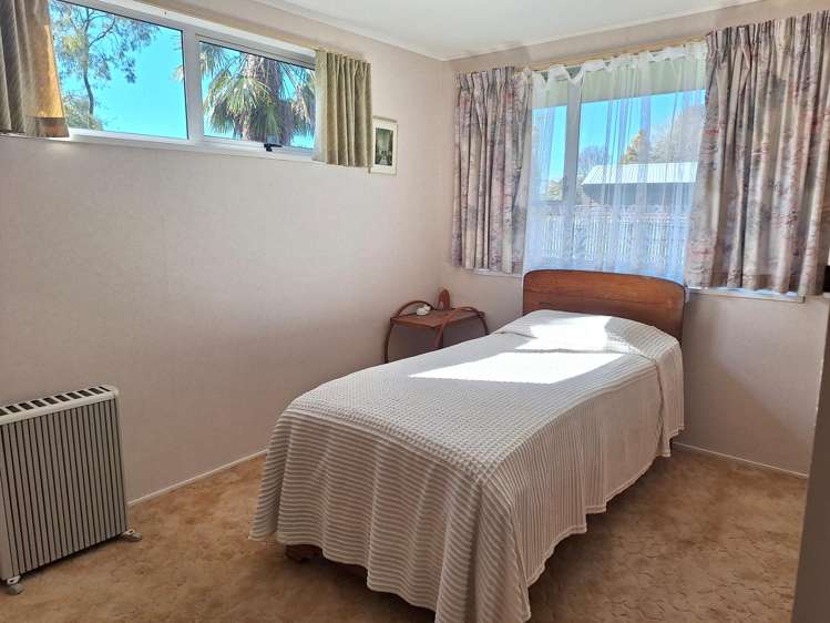 48 Gregg Street Dannevirke_16