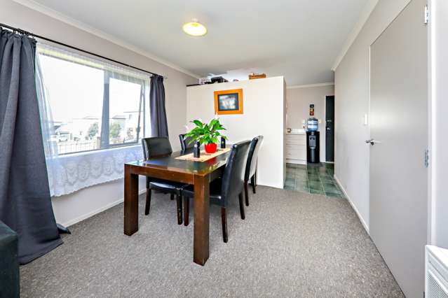 6 Battlen Place Manurewa_4