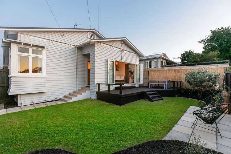 94 Fowlds Avenue Sandringham_0