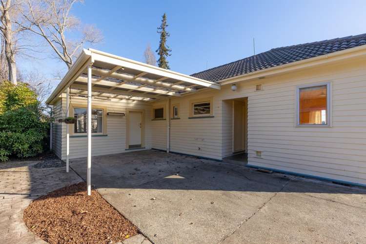 1/11 Sadlier Street Stoke_17