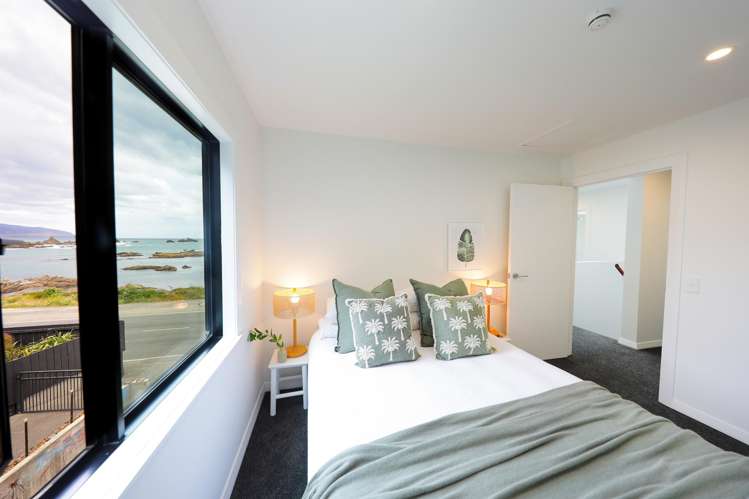 354 The Esplanade Island Bay_17