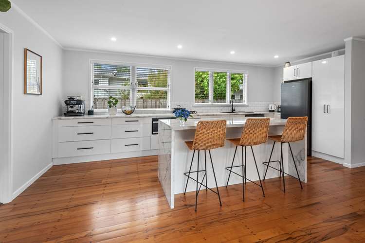 38 Dip Road Te Kamo_5