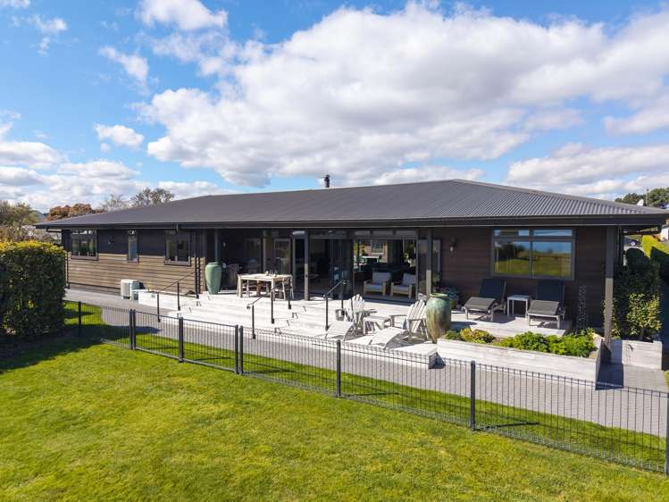 12 Mahuta Road Five Mile Bay_32