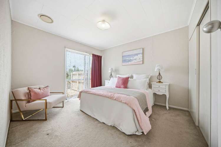 28 Gossamer Drive Pakuranga Heights_10