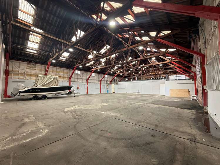 115 Gracefield Road Gracefield_4