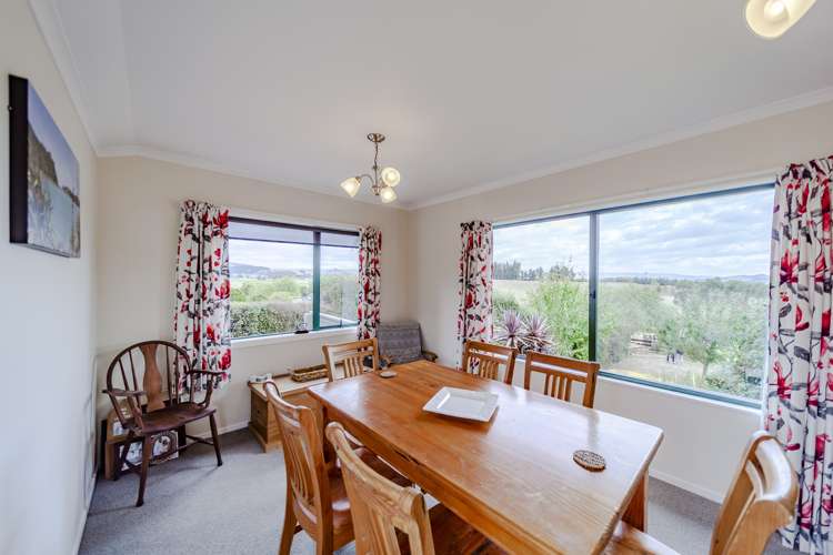 22 Tod Road Otane_11