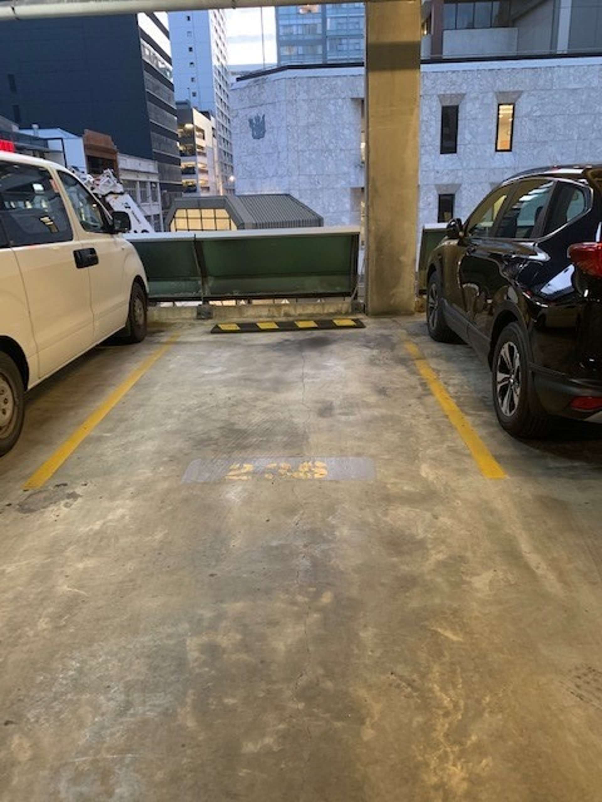 76 Albert St (CARPARK) 10015_0