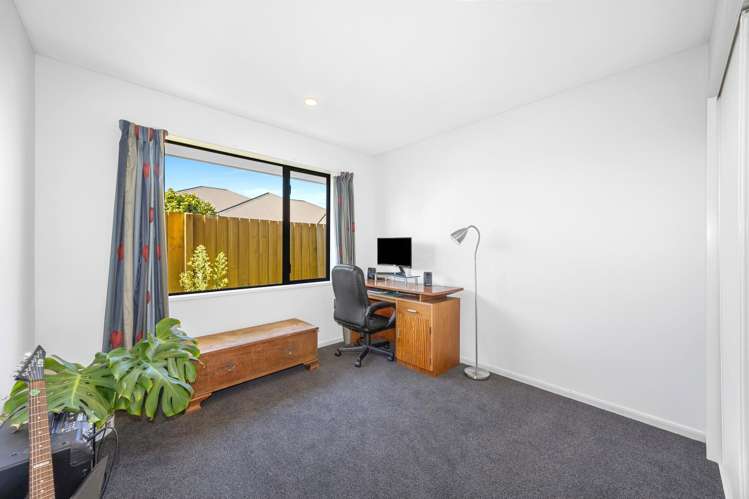 6 Sheraton Place Redwood_11