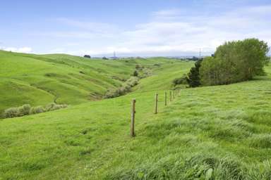 637 to 897 Tahuroa Road_1