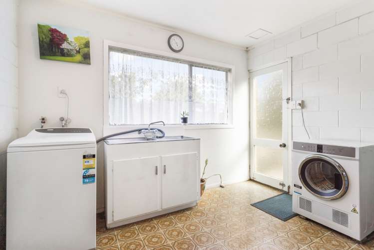 44 Bradbury Road Botany Downs_9