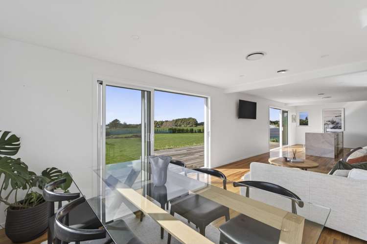 29 Matarikoriko Road Waitara_11