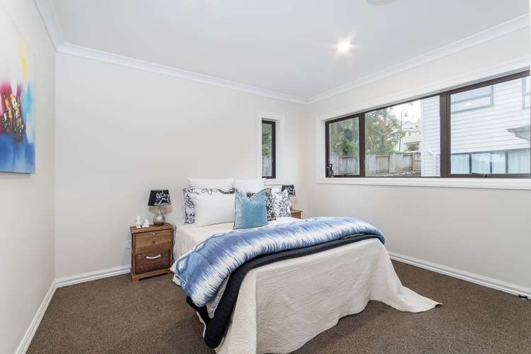 32 Penguin Drive Murrays Bay_18