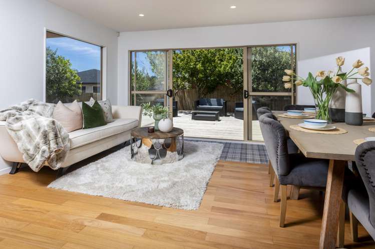 78 Medallion Drive Oteha_6