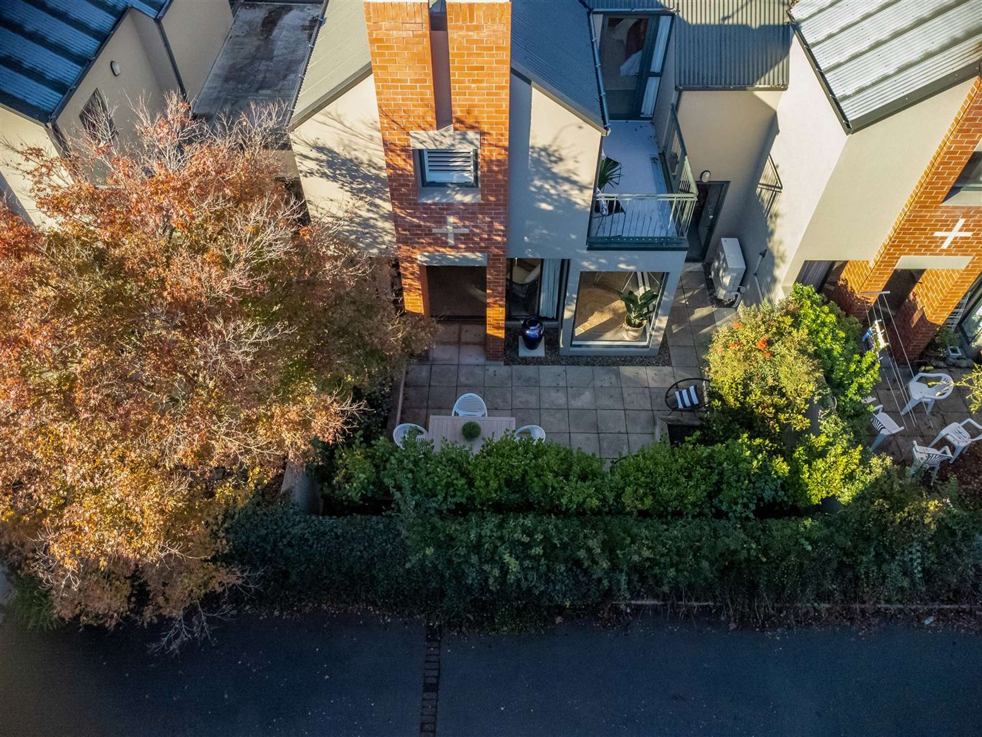 4/56 Hewitts Road Merivale_0