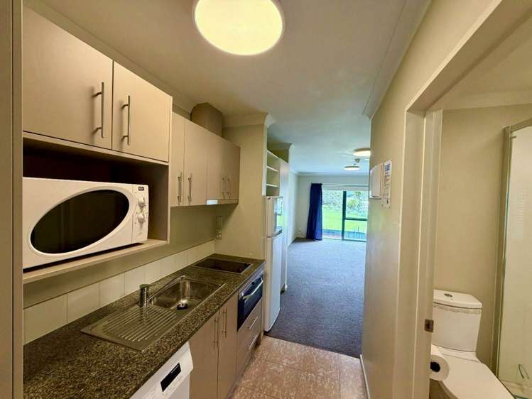16/25 Weranui Road Waiwera_4
