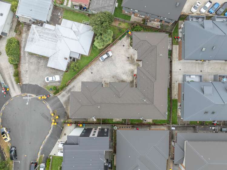 2/4 Littler Place Hamilton East_10
