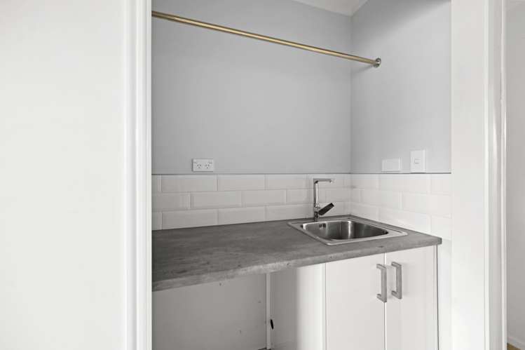  5 Brookbank Place Glenview_9