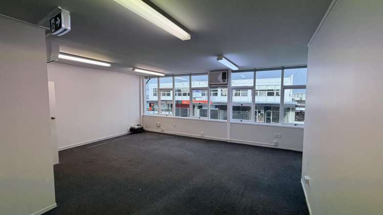 Shop 3,424 Lake Road Takapuna_2