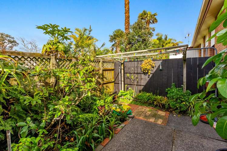 1/5 Tobruk Crescent Milford_16